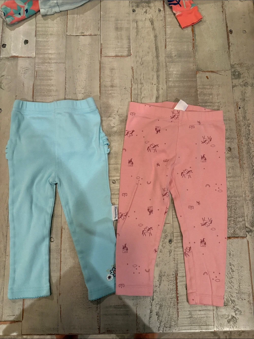 Carter’s 8 Piece 18 Month Baby Girl Bundle